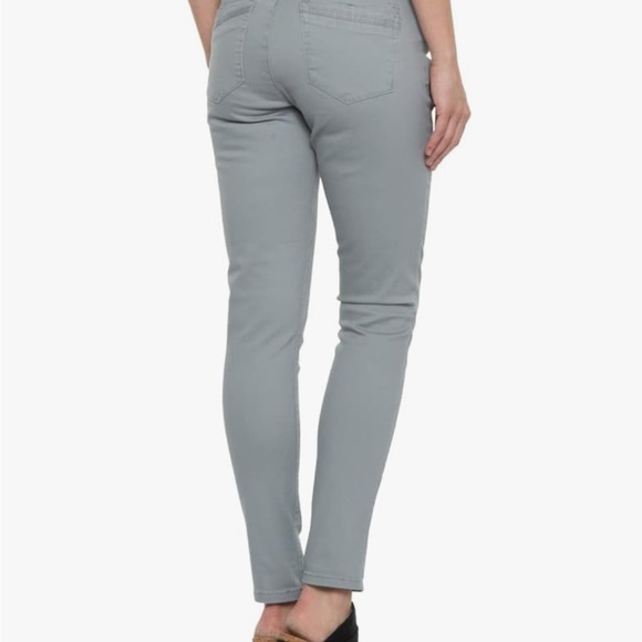 Democracy Ab Solution Grey Ankle Pants - Picture 2 of 8